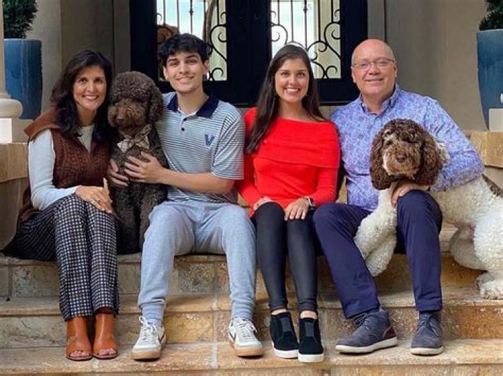 Activist Ryan Carson Family: Parents And Siblings