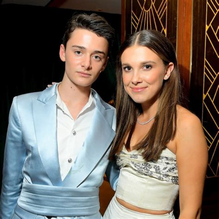 Chloe Schnapp: Popular for being the twin sister of Noah Schnapp