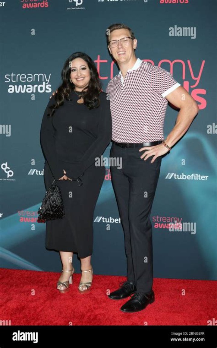 Josh Scherer Wife To Be Julia Levy, Relationship Timeline