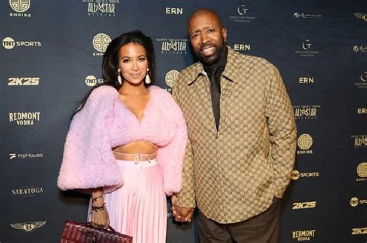 Kenny Smith New Girlfriend: Dating Rumors With Aline Bernardes