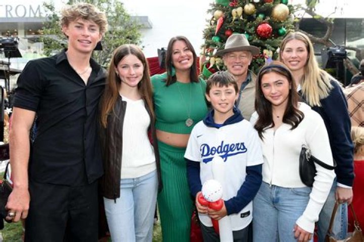Meet Clover Elizabeth McDonough – Photos Of Neal McDonough’s Daughter With Ruve McDonough