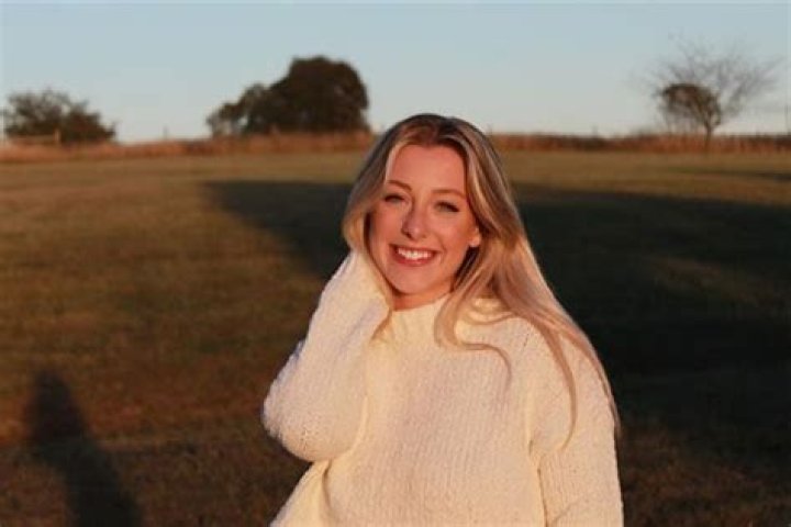 Meet Madison Wahlberg – Photos Of Paul Wahlberg’s Daughter With His Wife