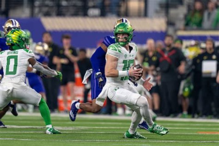 Oregon to Wear 13th Different Uniform in Pac-12 Championship