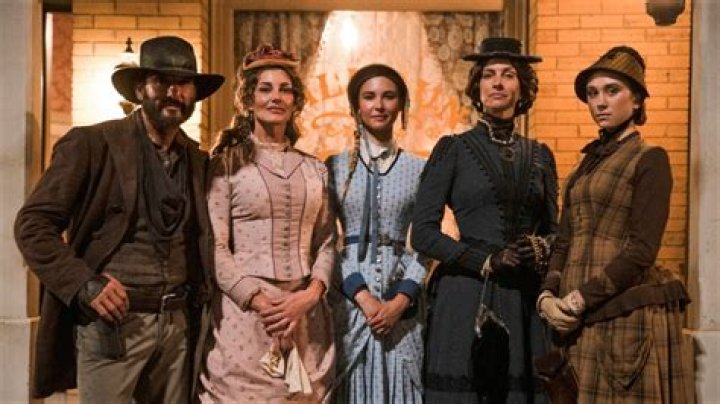 Who Is Amanda Jaros? Details To Know About The Cast Of 1883