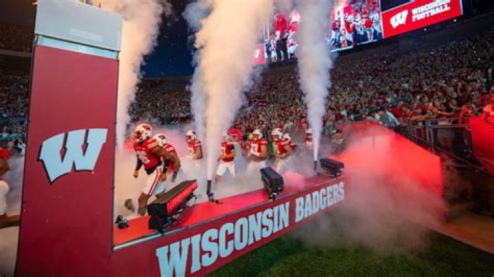 Wisconsin Badgers | College Football Network